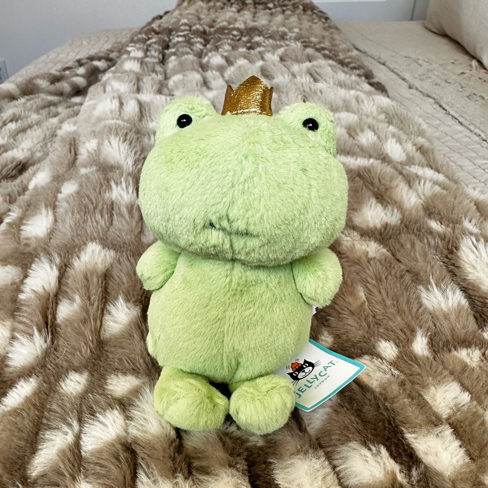 BNWT RETIRED Jellycat Crowning Croaker Green